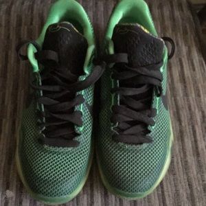 Kobe 10s warn only twice